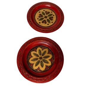 Red polish old world style holiday themed wooden carved lacquer plates set of 2.